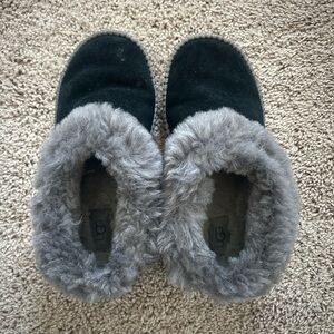 UGG Cluggette Women’s Slippers